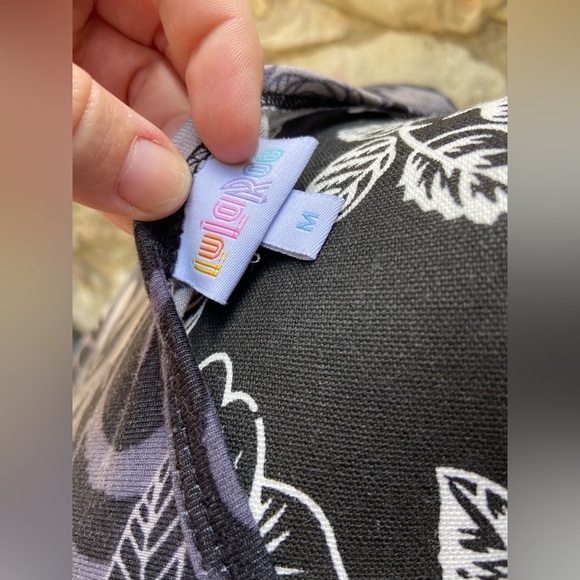 Lularoe Carly Dress Size Medium M - Black and Gray - Picture 4 of 5